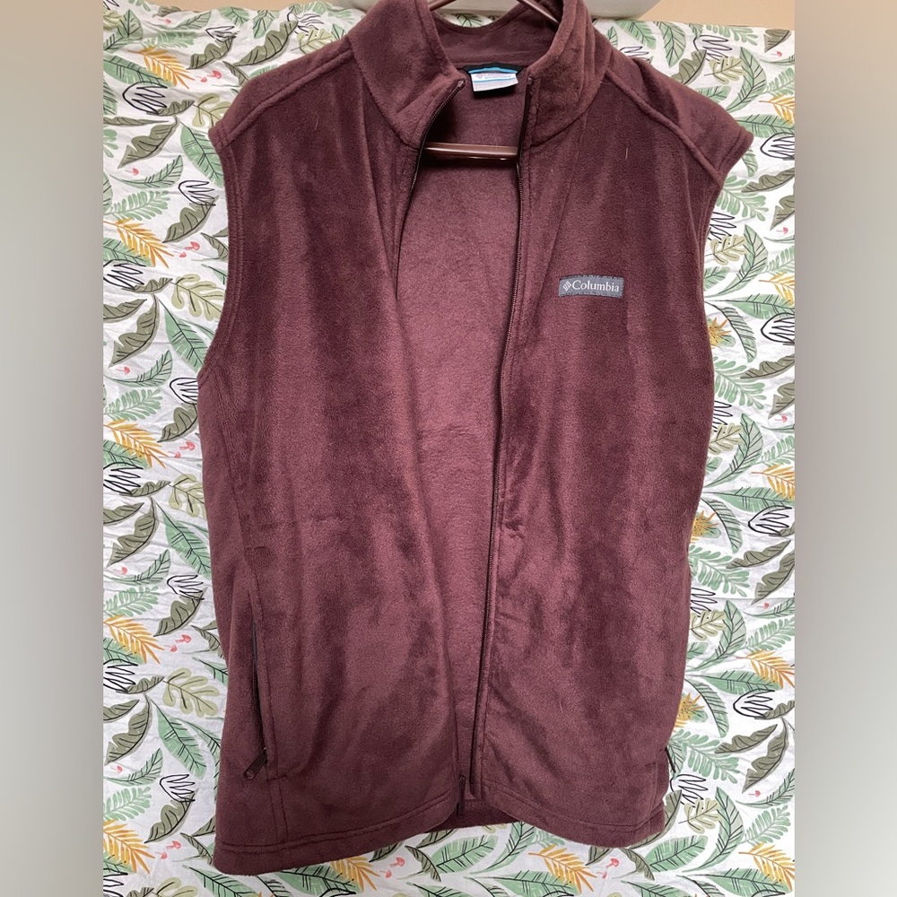 Columbia fleece vest
